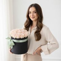 Кремовые розы в коробке 21 шт Дэриен