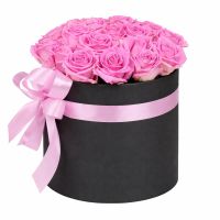 Рожеві троянди в коробці 23 шт Добрич