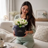 White tulips in a box 45pcs Galich