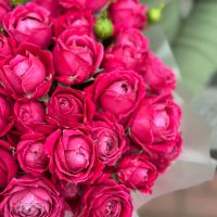 Композиция розы в коробке 9шт Мельбурн (США)