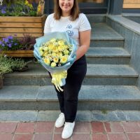 Yellow roses Summer smile Mount Waverley