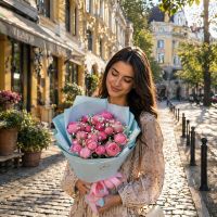 Букет рожевих троянд 7шт Рожеві сни Біруінца