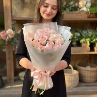 15 кремовых роз Великодолинское