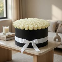 101 white roses in a box XXL Majak