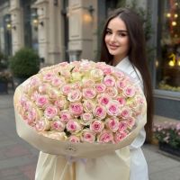 101 розовая роза Кения Ри