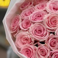 25 розовых роз Кения Крань