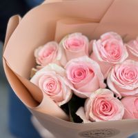 11 розовых роз Кения Борки
