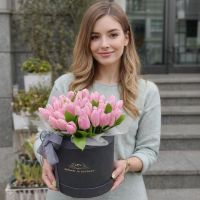 Pink tulips in a box 45pcs Volnogorsk