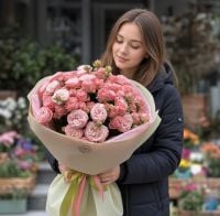 Букет кущових троянд 17 шт Калундра