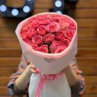 25 розовых роз Кения, Йёнчёпинг
