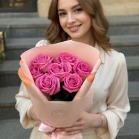 Букет 7 рожевих троянд Песочин