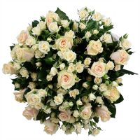 Bouquet of flowers Cream Middlesbrough
                            