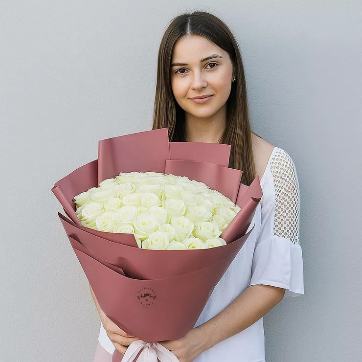 51 white roses – flower delivery in Bukhara