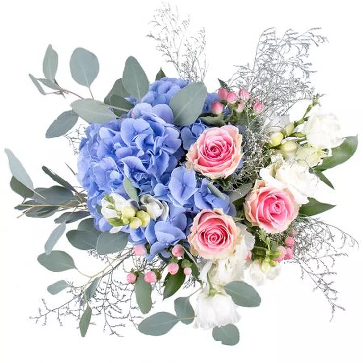 Aquamarine dreams – flower delivery in Hillsboro