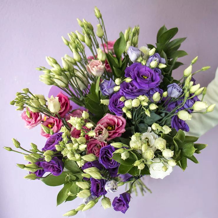 Bouquet with eustoma 15pcs – flower delivery in Ovruch