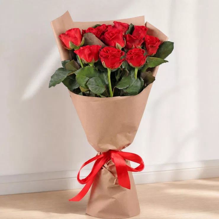 11 red roses 50cm – flower delivery in Antonovka