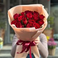 15 red roses High Wycombe