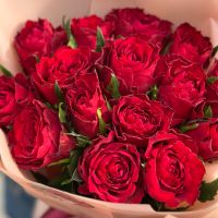 15 red roses High Wycombe