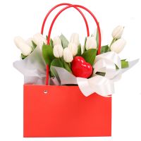 First love White tulips 21pcs Primorskiy