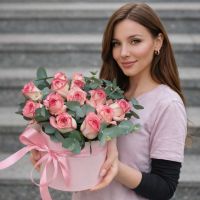 Троянди Джумілія в коробці 15шт Літія