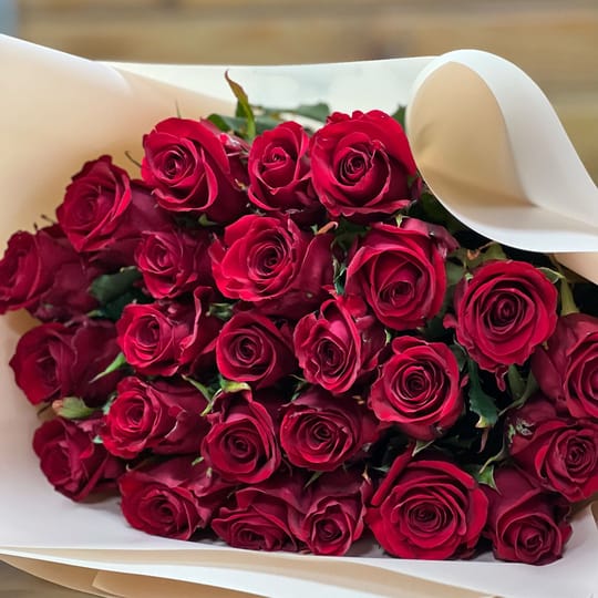 25 red roses bouquet – flower delivery in Bad Waldsee