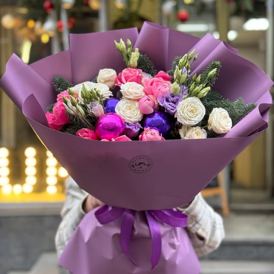 Christmas bouquet – flower delivery in Varvinsk