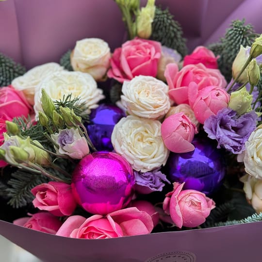 Christmas bouquet – flower delivery in Varvinsk