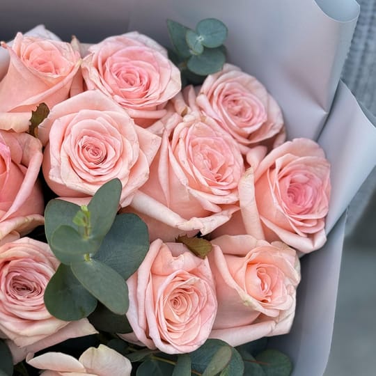 25 кремовых роз  – доставка цветов в Утена