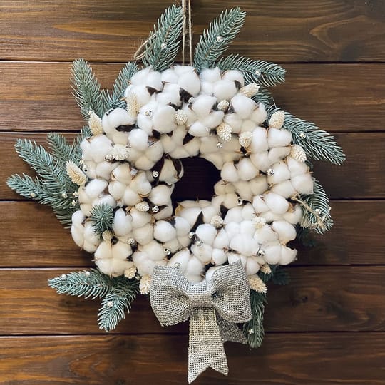 Cotton wreath – flower delivery in Luginy
