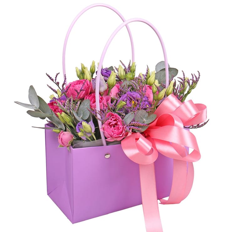 Flower bag – flower delivery in Kirovsk (Ukraine)