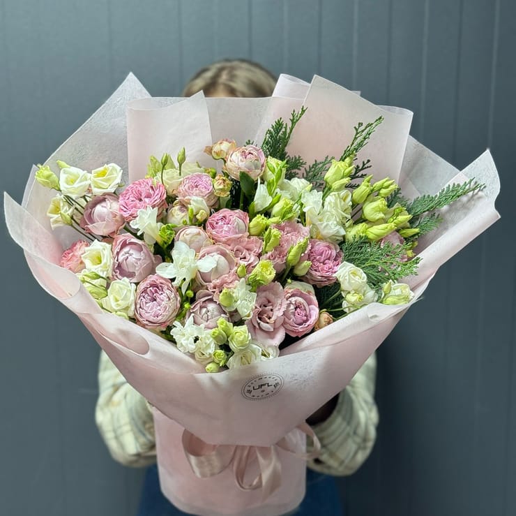 Bouquet №10584 – flower delivery in Pessac