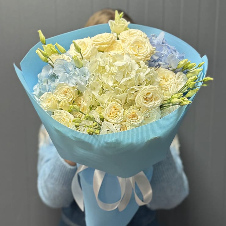 Bouquet №10598 – flower delivery in Pessac