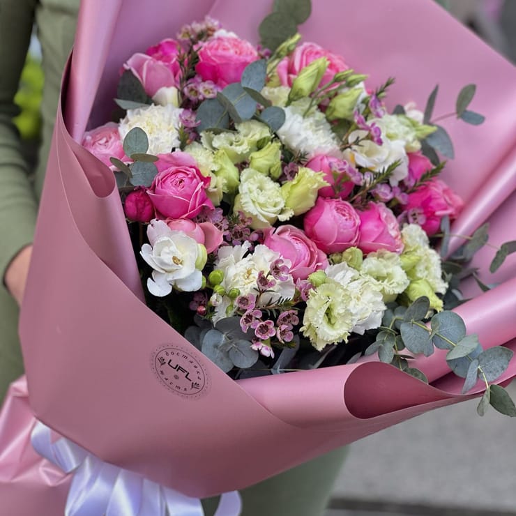 Pink mixed flowers – flower delivery in Halifax