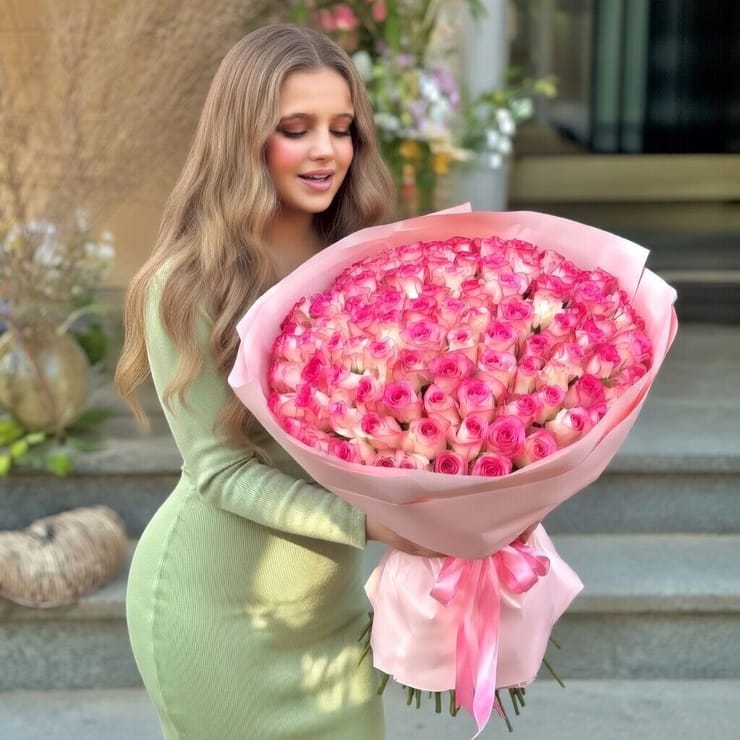 101 roses Jumilia – flower delivery in Tsyntsareny