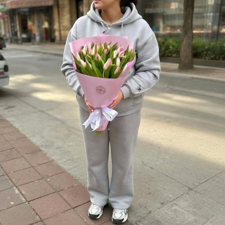 25 розовых тюльпанов – доставка цветов в Машевка