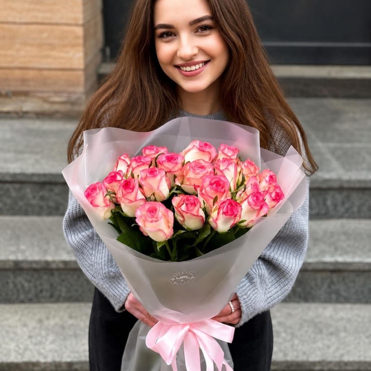 21 roses Jumilia – flower delivery in Pokrov (former Ordzhonikidze)