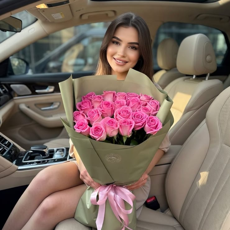 21 pink roses – flower delivery in Bukhara