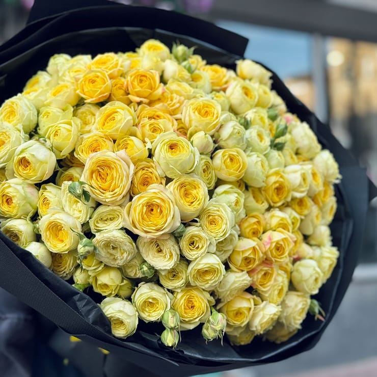51 yellow peony roses – flower delivery in Dikanka