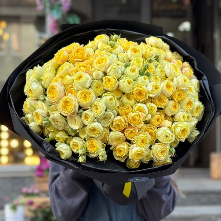 51 yellow peony roses – flower delivery in Dikanka