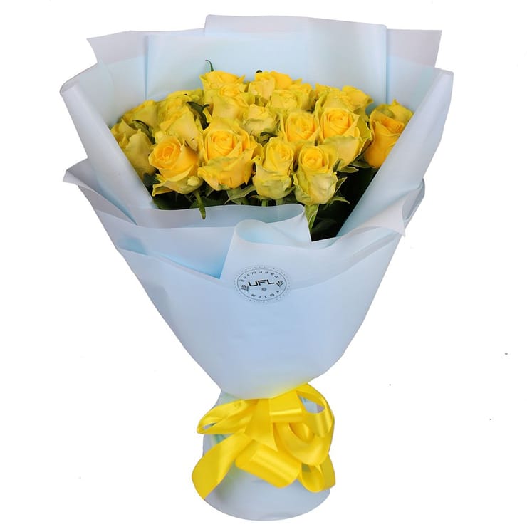 25 yellow roses – flower delivery in Kirovsk (Ukraine)