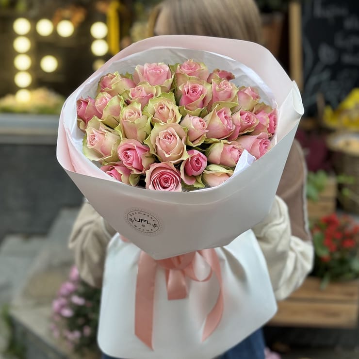 25 розовых роз Кения – доставка цветов в Цфат