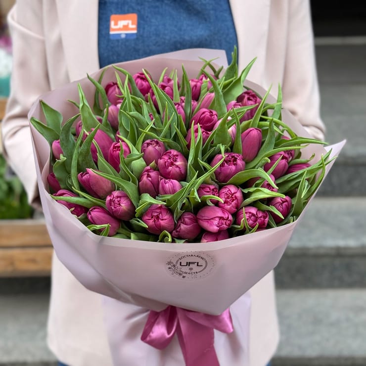51 peony tulips – flower delivery in Kyiv (Kiev)