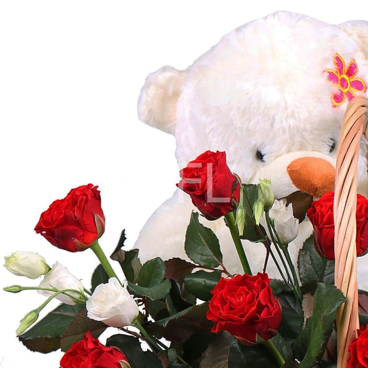 Цветочная корзина с мишкой, Винница
