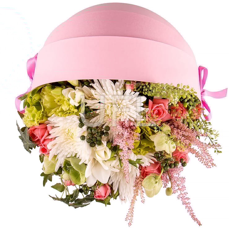 For a newborn girl – flower delivery in Novopokrovka