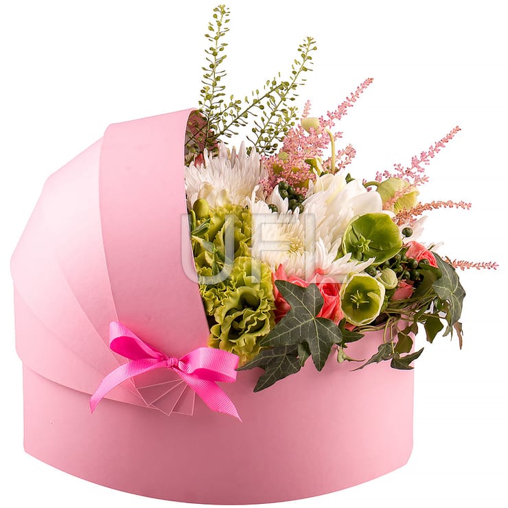 For a newborn girl – flower delivery in Novopokrovka