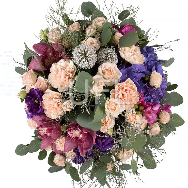 Waltz in a hat – flower delivery in Znamenka