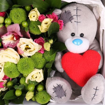 Love between us – flower delivery in Novopokrovka
