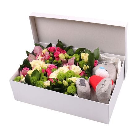 Love between us – flower delivery in Novopokrovka