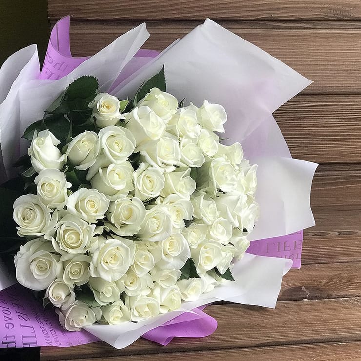 Bouquet 51 white roses – flower delivery in Volnyansk