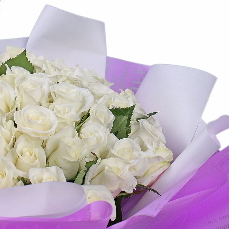 Bouquet 51 white roses – flower delivery in Volnyansk